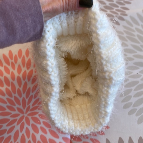 ⚫️Warm Winter Hat - Picture 2 of 3